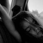 Roadtrip bez stresu: jak legalnie przespać noc w aucie
