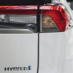 Krótkie dystanse, duże różnice: benzyna, hybryda czy elektryk – który napęd naprawdę sprawdza się w mieście?