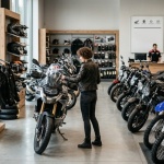 Jak znaleźć dobry sklep motocyklowy i nie przepłacić